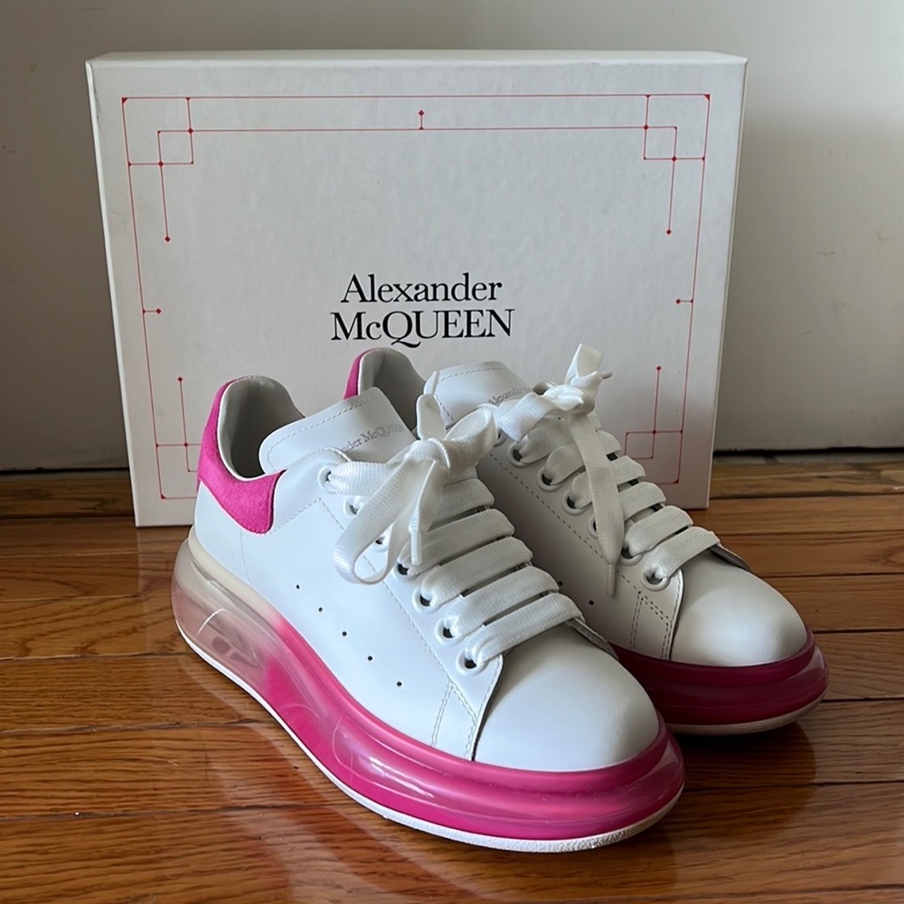 Authentic Alexander McQueen Larry sneakers